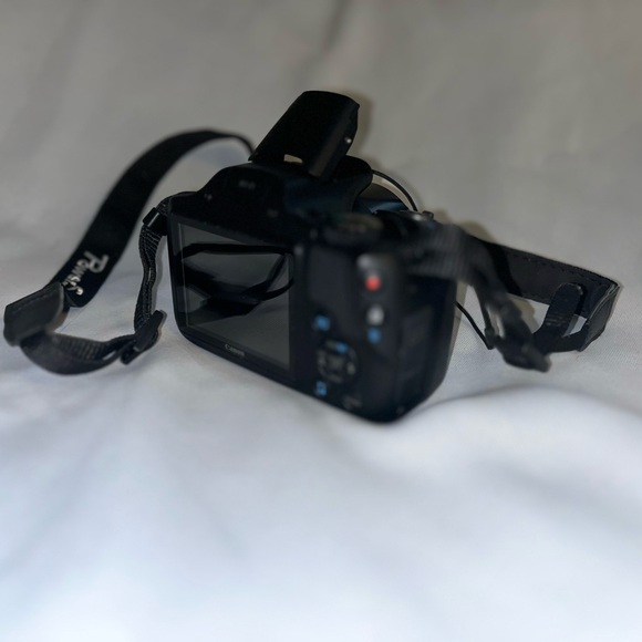 Canon Power Shot SX530 Digital Camera - Picture 3 of 6